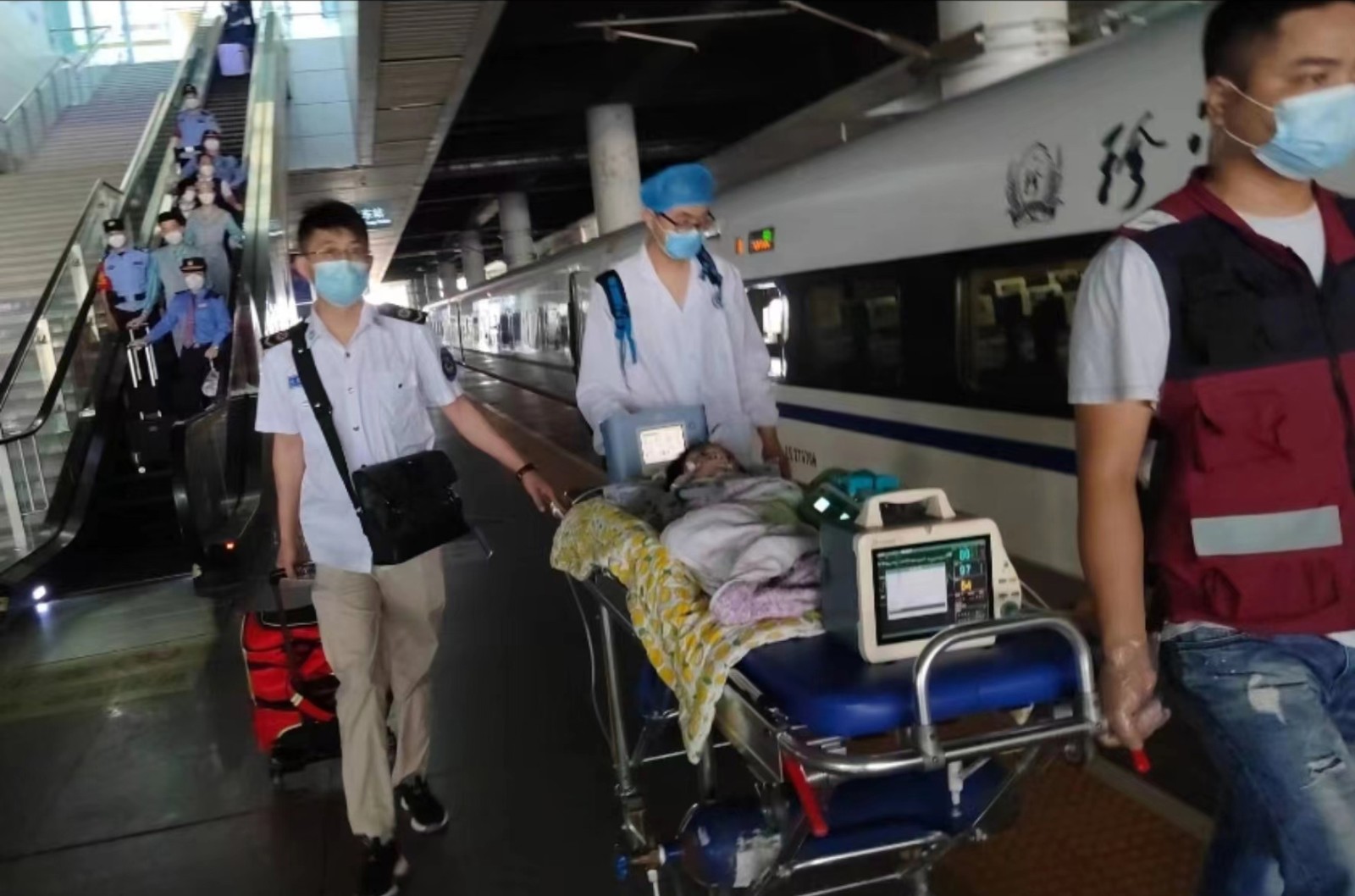 政和县高铁转运公司